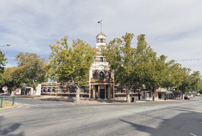 Narrandera Shire Council Chambers building