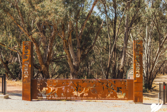 Vehicle Access Closed to Flora and Fauna Reserve 