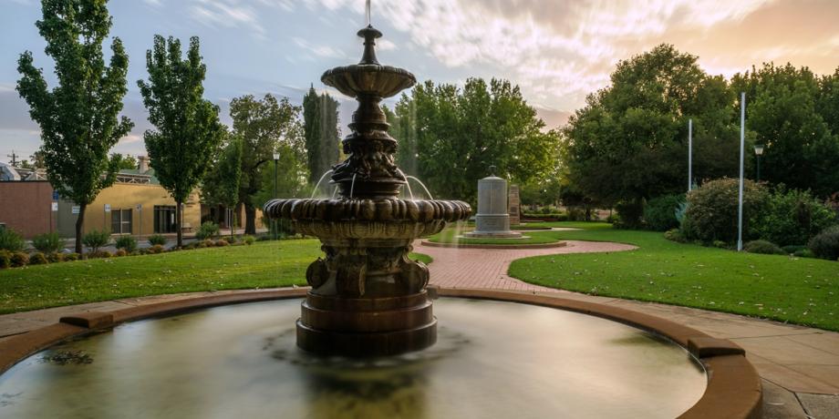 Royal Doulton Fountain