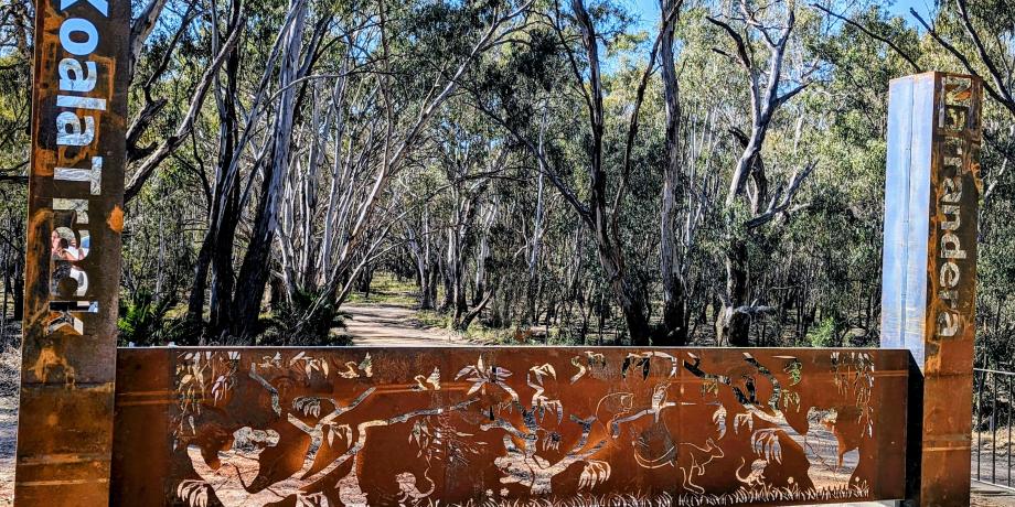 Koala track entry sign