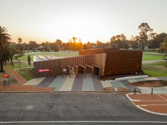 Pick up your free map from the Narrandera Destination and Discovery Hub