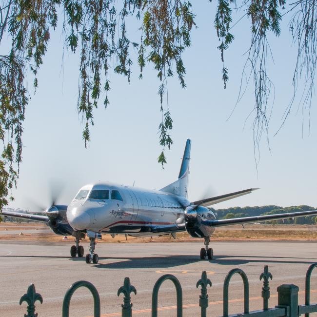Rex and Narrandera Leeton Airport